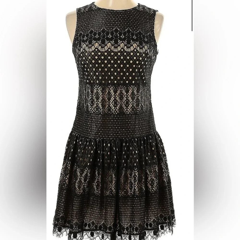 CeCe by Cynthia Steffe black lace dress 
size 4 - Picture 9 of 12